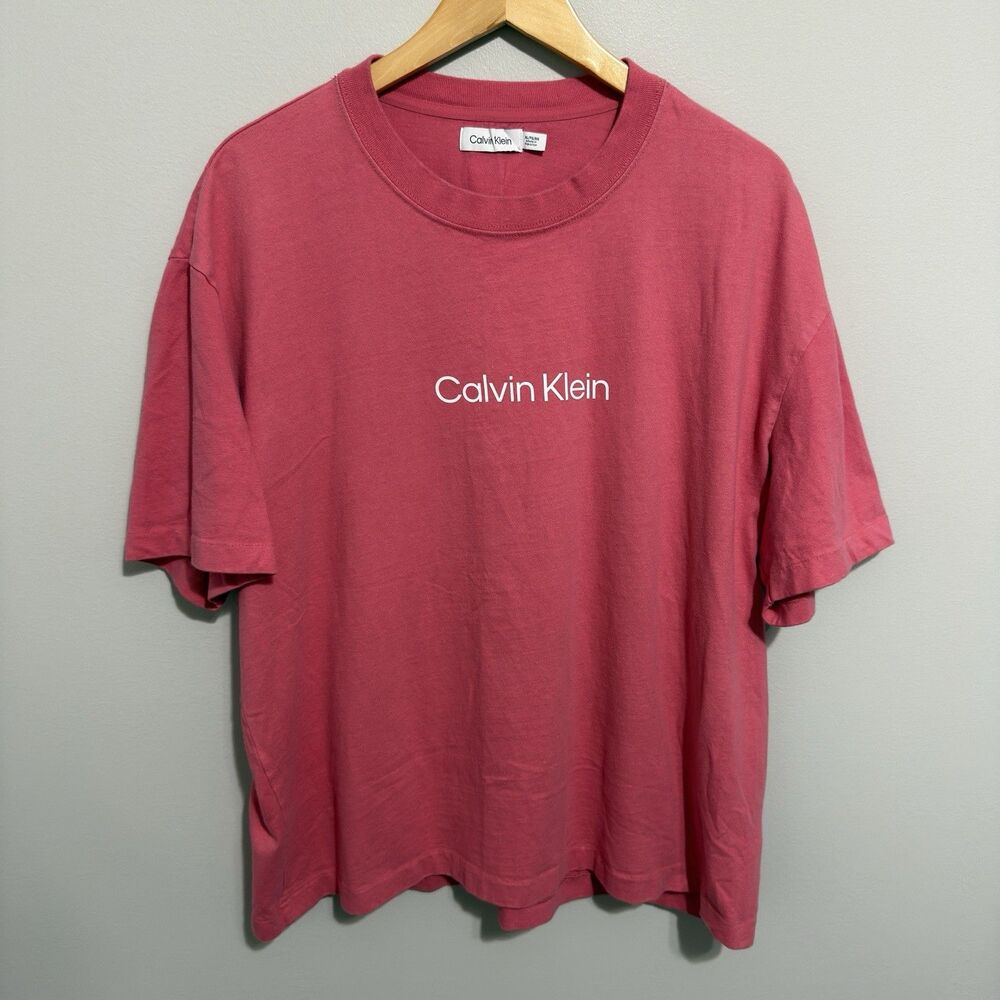 Calvin Klein Men’s T Shirt Pink Size XL